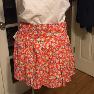 Darling pink floral skirt